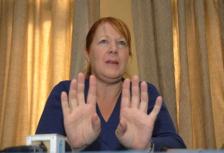 Hotesur: Stolbizer dice que pidió "información, no allanamientos"