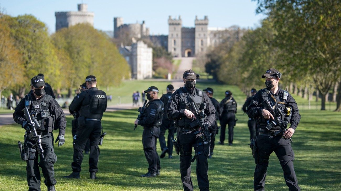 El castillo de Windsor blindará su espacio aéreo para librar a Isabel II de posibles ataques