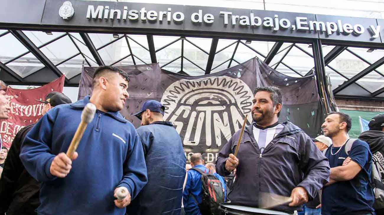 Fate anunció que dejará de exportar y despedirá a 97 trabajadores