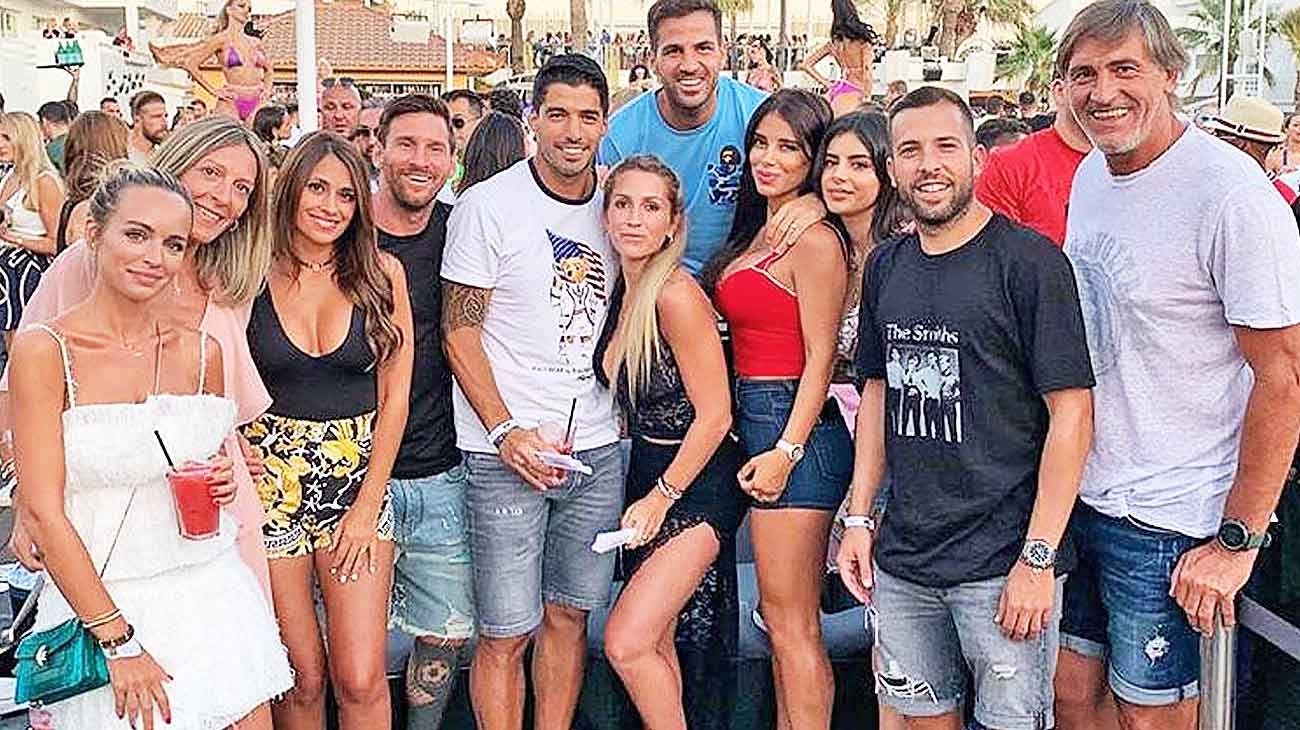 Leo Messi terminó sus maratónicas vacaciones y ya está en Barcelona