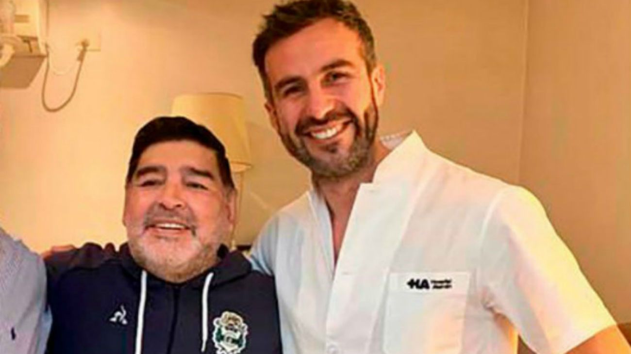 La fiscalía investiga si hubo mala praxis en la muerte de Maradona