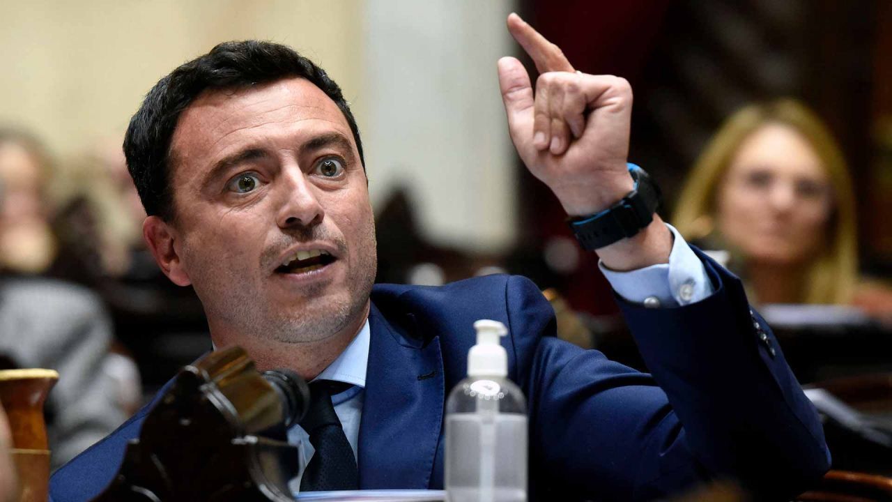 Rodrigo de Loredo responde por la cantidad de empleados provinciales: “No mentí, me quedé corto”
