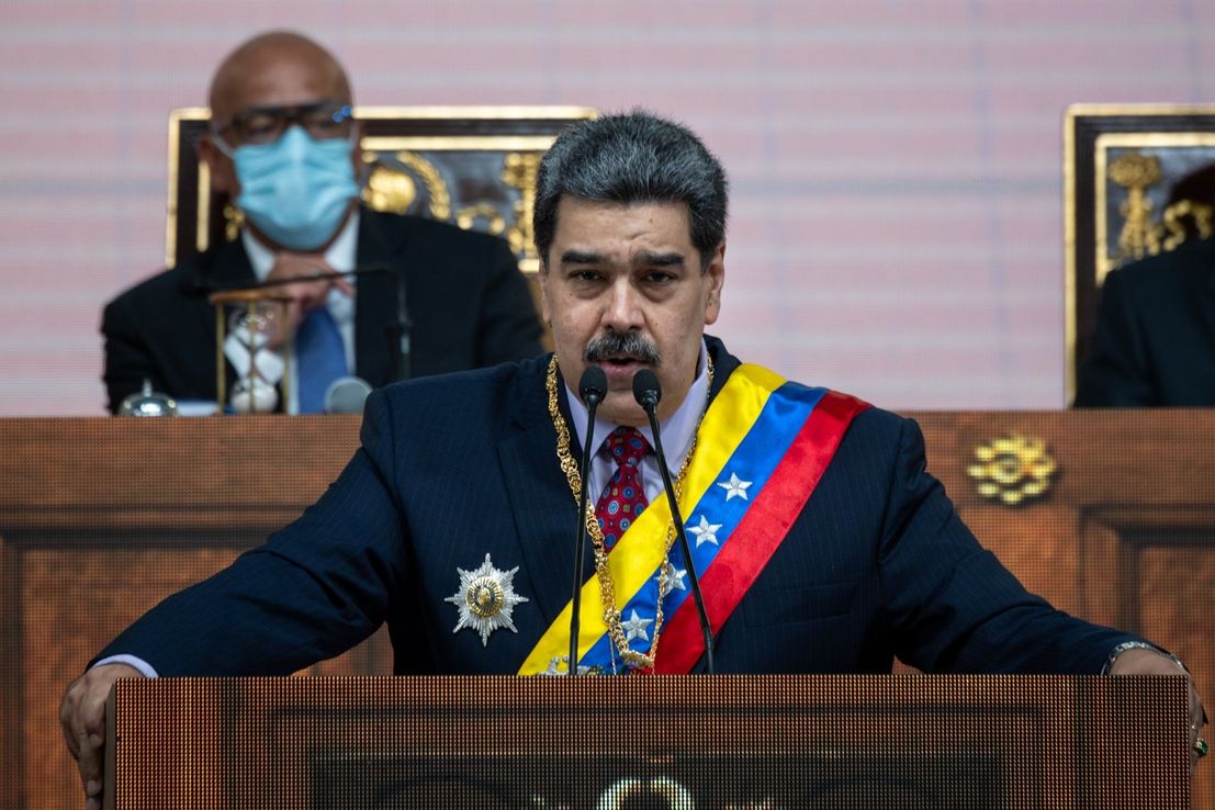Nicolás Maduro devuelve propiedades a sus dueños
