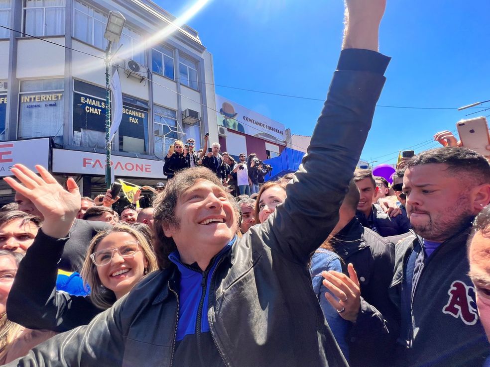Milei rearma en el interior para garantizarse votos