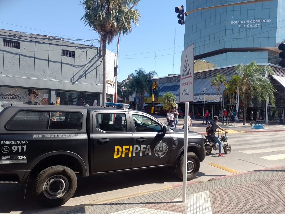 Escándalo por pérdidas en inversiones millonarias: la Justicia federal allanó la Bolsa del Chaco y el Municipio de Sáenz Peña