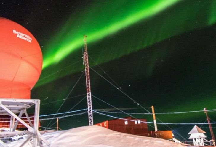 Increíble video e imágenes de la aurora polar en la Antártida