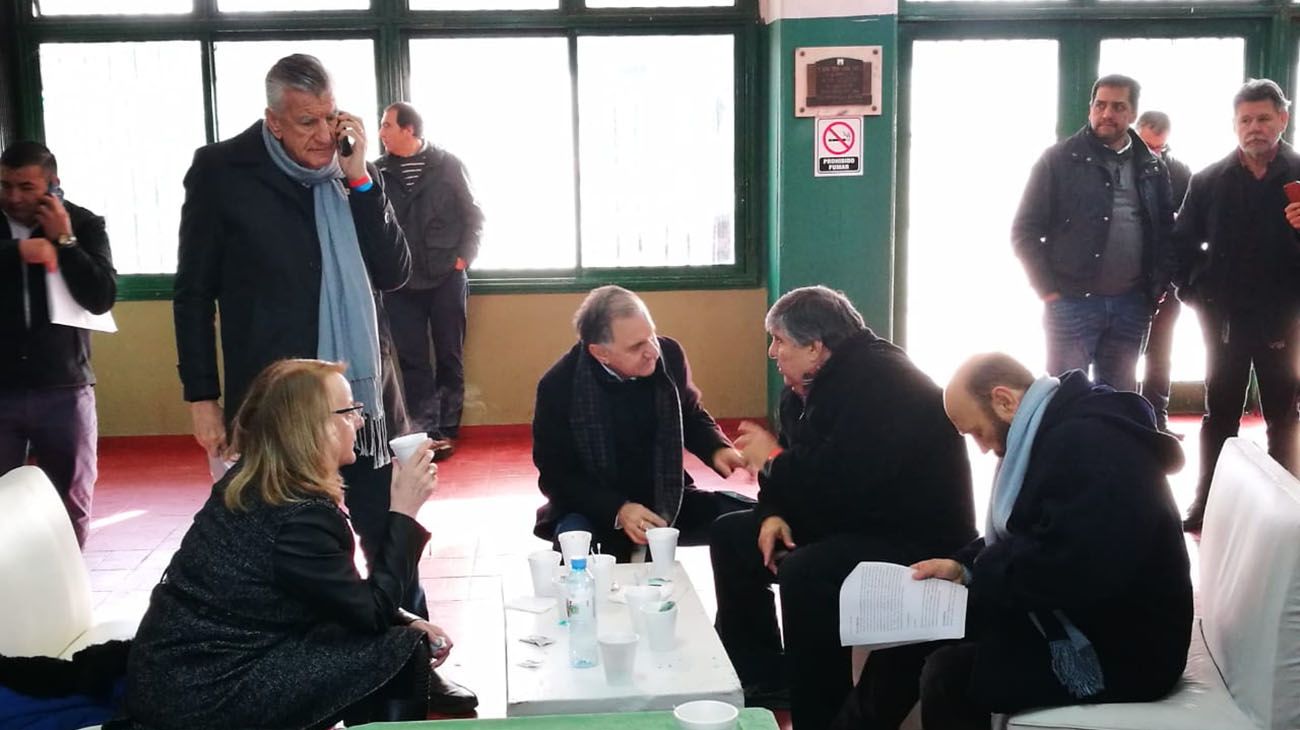 Entre intervenciones e incertidumbre, se reúne el Congreso del PJ