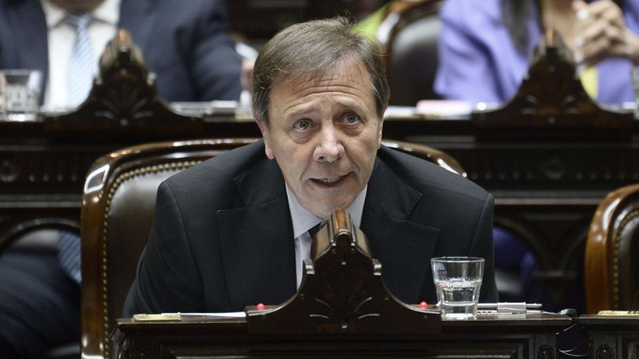 Oscar Zago: "Bullrich manifestó estar en contra con la línea oficial con Discapacidad y eso hizo estallar la interna libertaria"