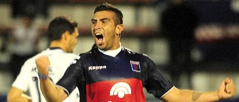 Tigre le dio otro golpe a Vélez: 2-1