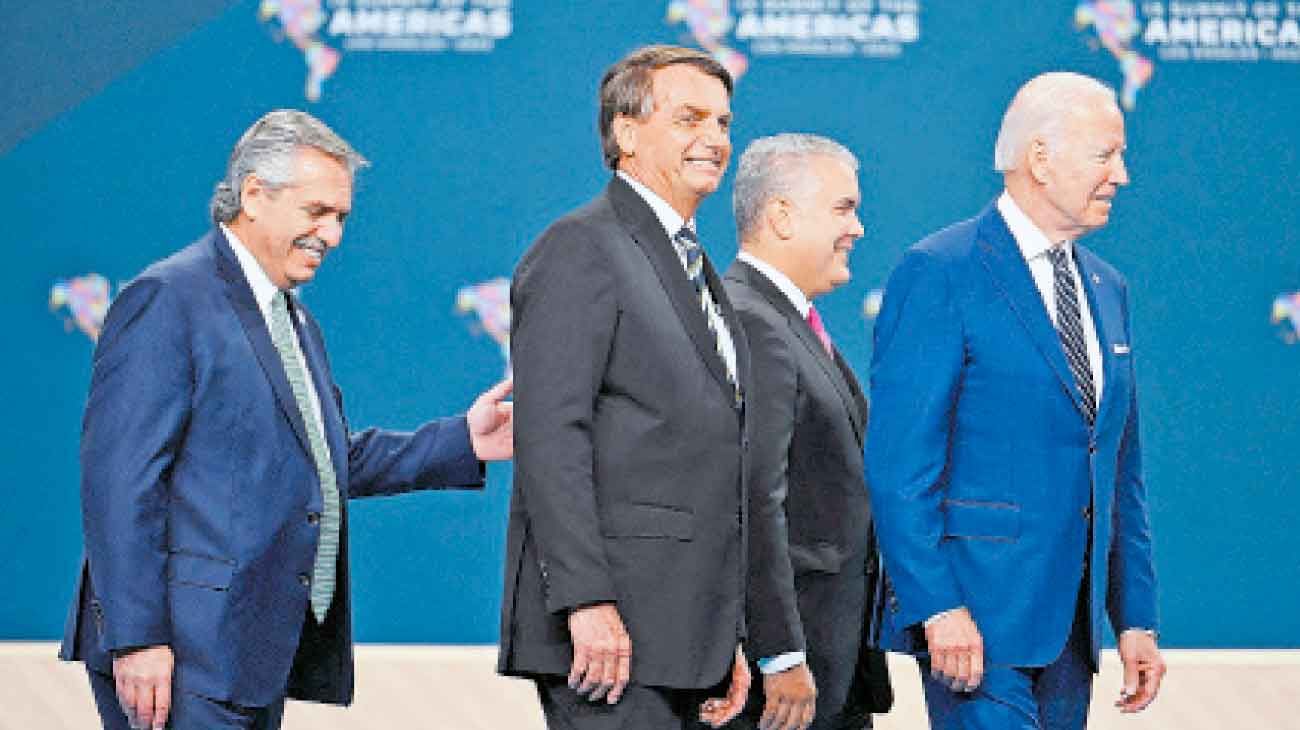 Alberto F prioriza la agenda global a la interna del FdT
