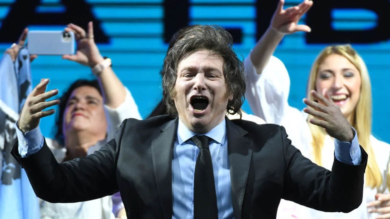Llegó el gran día: Javier Milei sortea su sueldo en medio de críticas y ansiedad