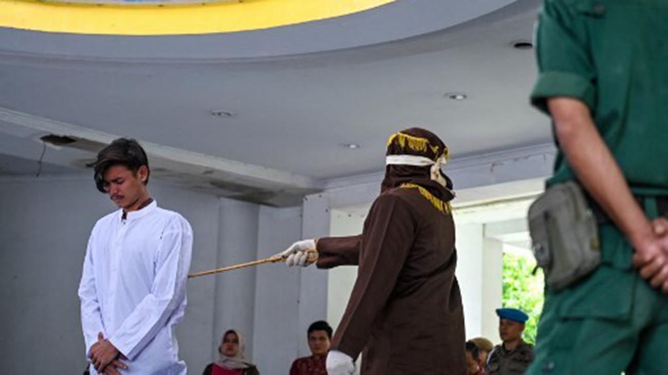 Afganistán: talibanes decretaron la aplicación estricta de la Sharia que incluye latigazos y amputaciones