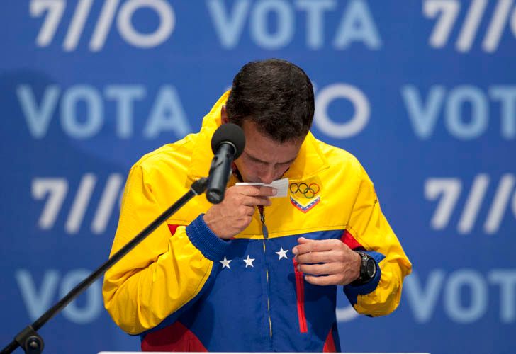 Capriles reconoció la derrota: "No los voy a dejar solos"