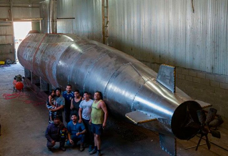 Ara San Juan: Construyen una réplica para homenajear a los tripulantes