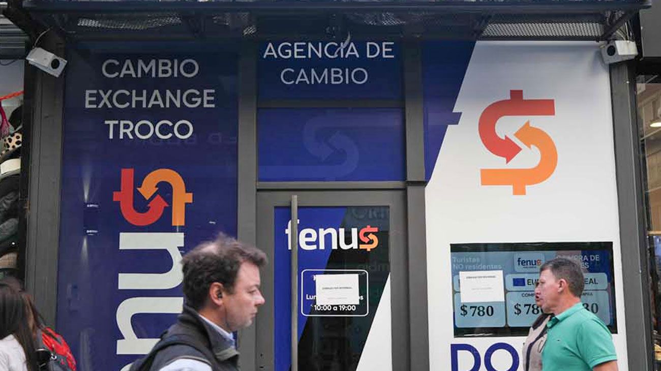 Fuerte rebote en la cotización de los dólares