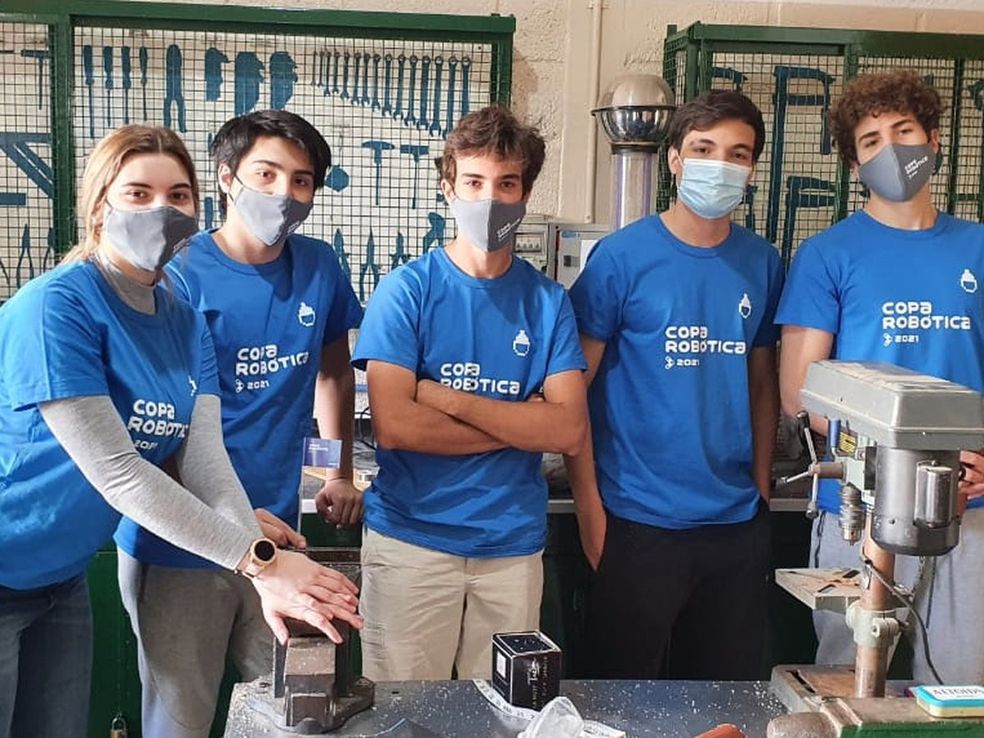Mundial de Robótica: cinco jóvenes de La Rioja obtuvieron el séptimo lugar