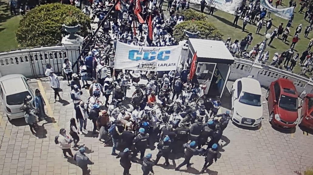 Julio Garro denunció que la CCC intentó tomar la Municipalidad de La Plata