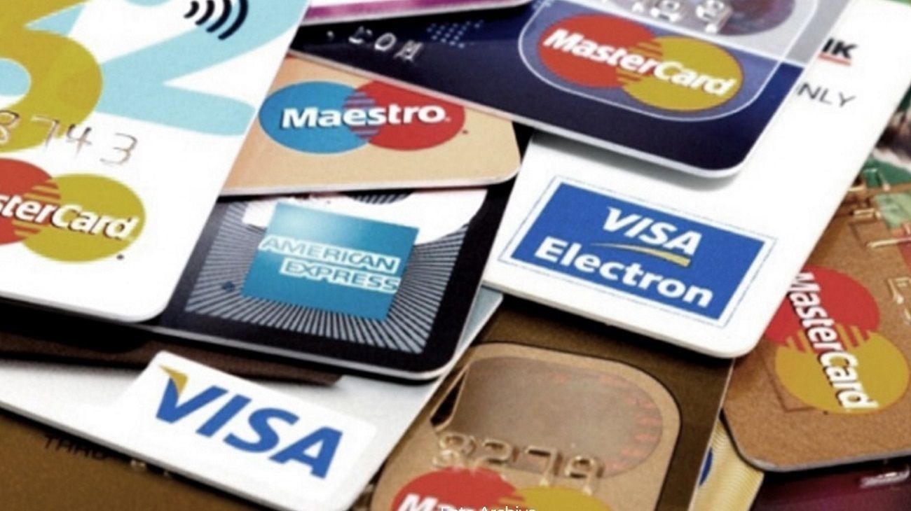 Vacaciones 2026: por qué pagar con tarjeta puede ser un riesgo y cómo evitar fraudes