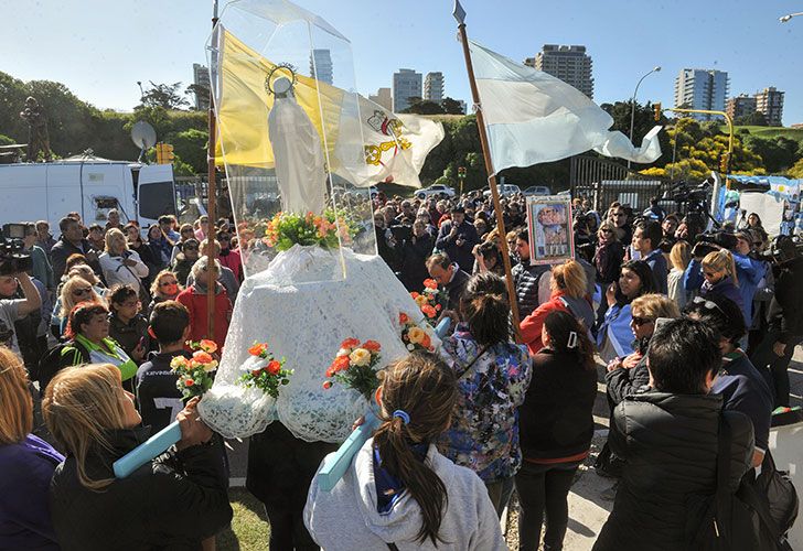 Mar del Plata se convirtió en un santuario que rinde homenaje a los tripulantes