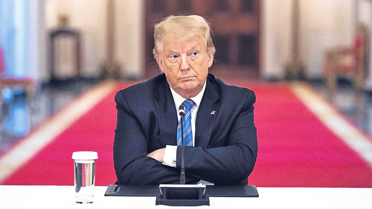A cien días de las elecciones, la campaña de Trump atraviesa sus horas más bajas