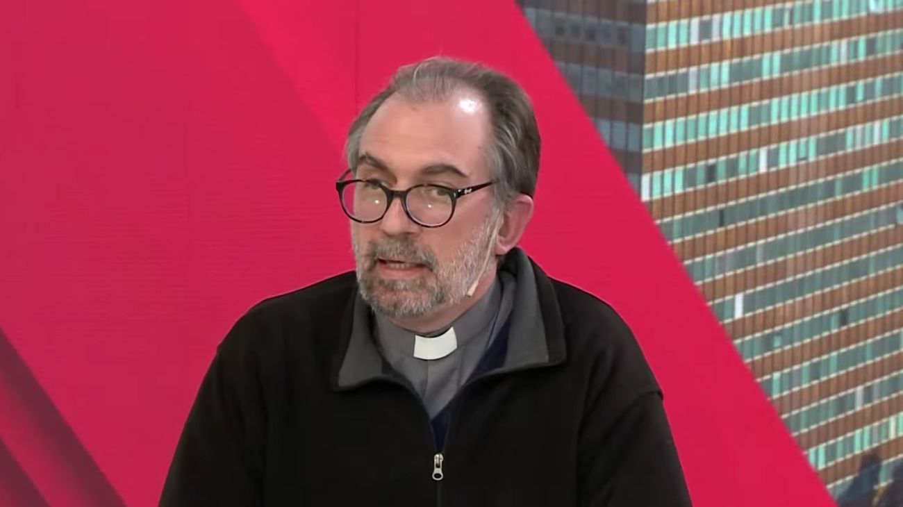 Presidente de Cáritas, Monseñor Gustavo Carrara: “No se puede medir la pobreza mirando solo la inflación”