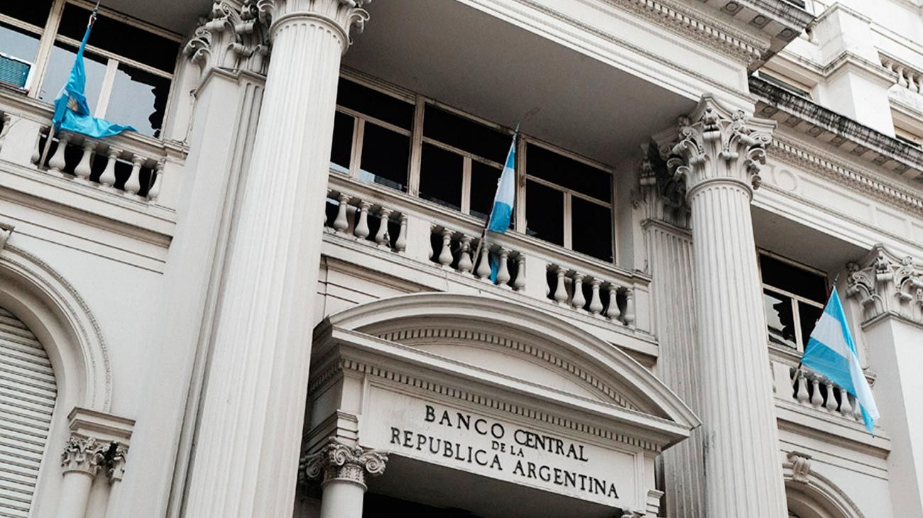 El Banco Central compró US$ 76 millones pero las reservas perforaron los US$ 45.000 millones