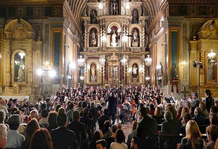 Música, instrumentos y arquitectura se amalgaman en un viaje al pasado