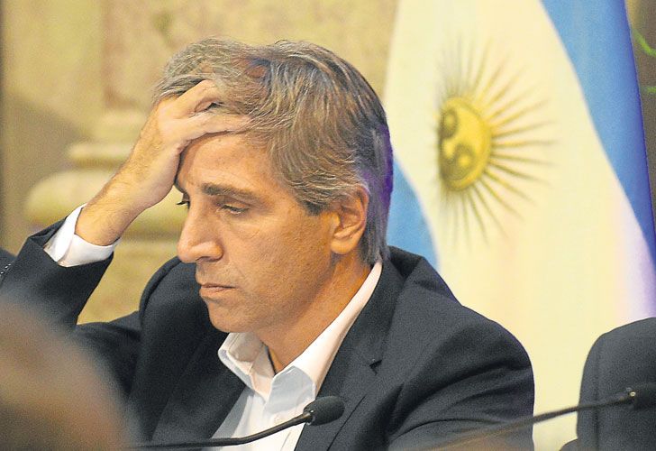 La explicación de Caputo abrió más dudas sobre su rol en las offshore