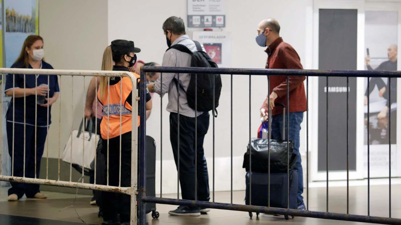 Varados en Miami: "De momento no van a poner vuelos de repatriación"