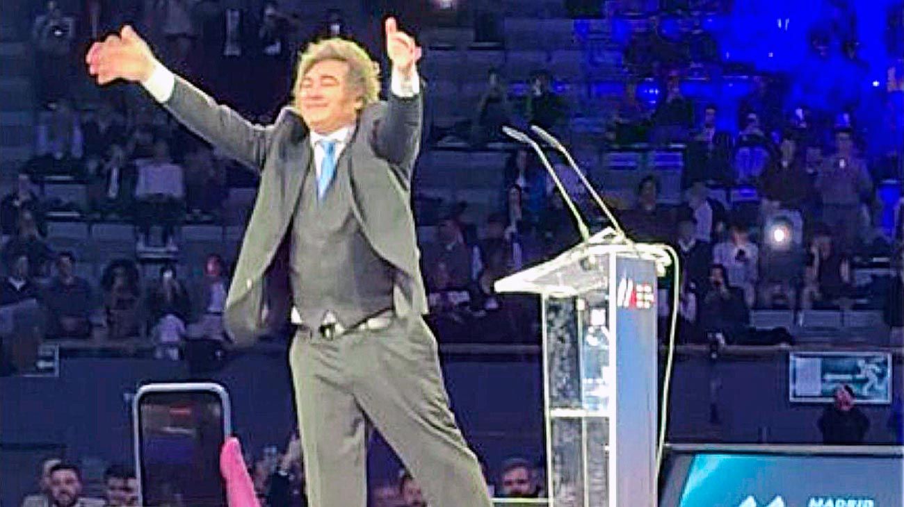 Milei en Madrid: ataques a Sánchez, dardos a Rocca y elogios a la gestión