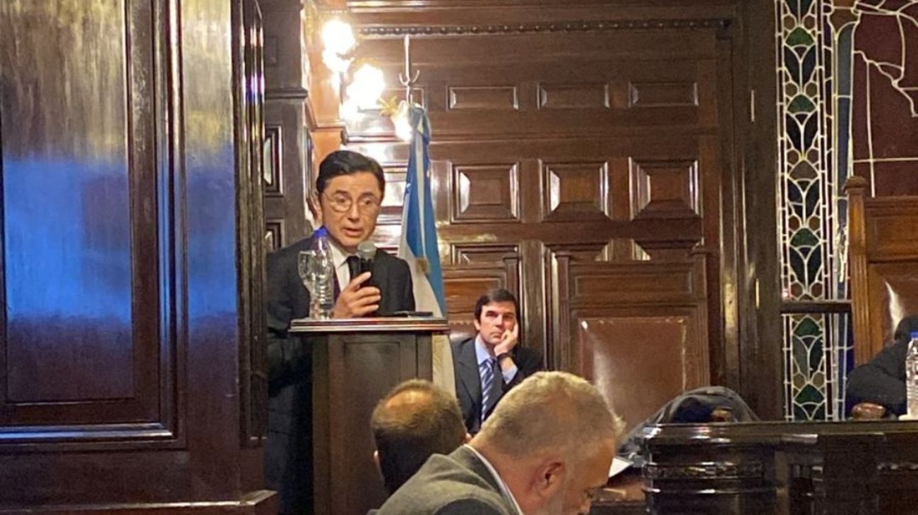 Jorge Fontevecchia reclamó la sanción de una nueva ley que penalice el negacionismo en la Argentina