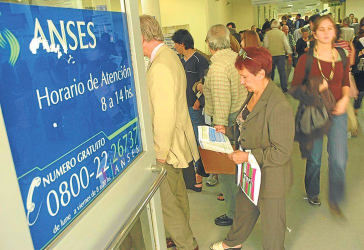 El debate pendiente de los créditos sociales