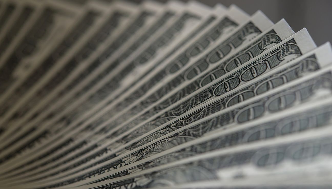 El dólar blue logra estabilizarse tras varias semanas de volatilidad