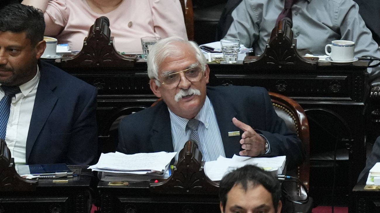 Carlos Zapata: "En la visita a Ezeiza no hubo ningún tipo de delito"