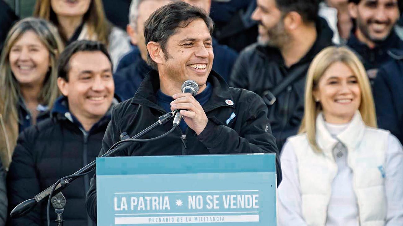 “Axel presidente”, el cántico que copó el acto en Varela