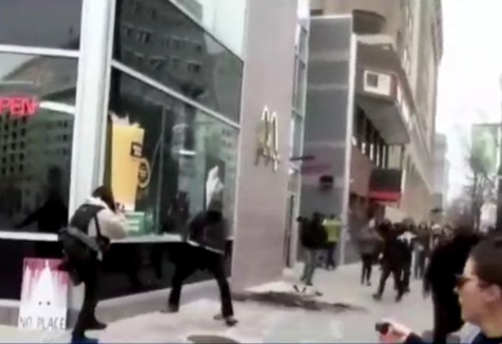 Protestas contra Trump generan incidentes cerca del capitolio