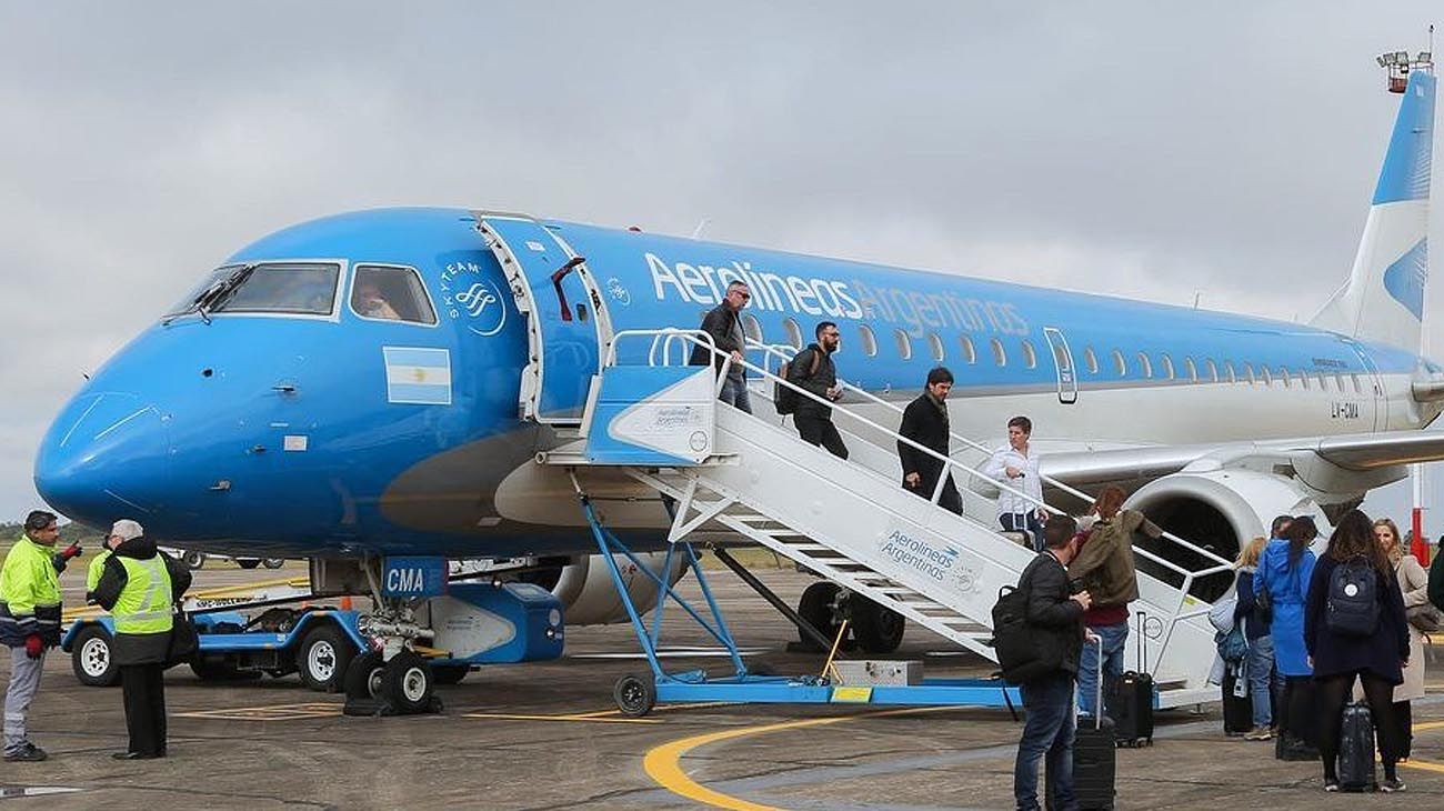 Aerolíneas Argentinas abrió un plan de retiro voluntario para 8.000 empleados