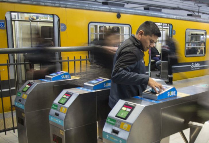 Subte: no funciona la línea B por paro de metrodelegados
