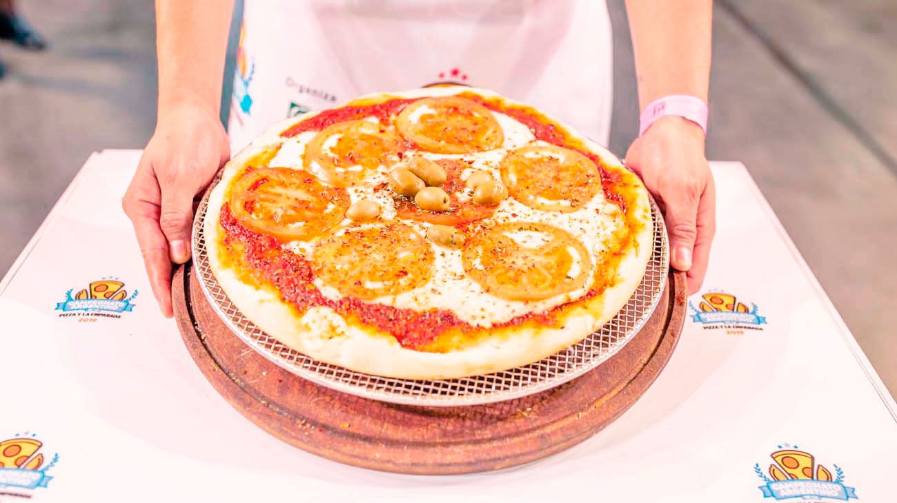 174 maestros pizzeros competirán en el primer Campeonato Mundial de la Pizza en Argentina