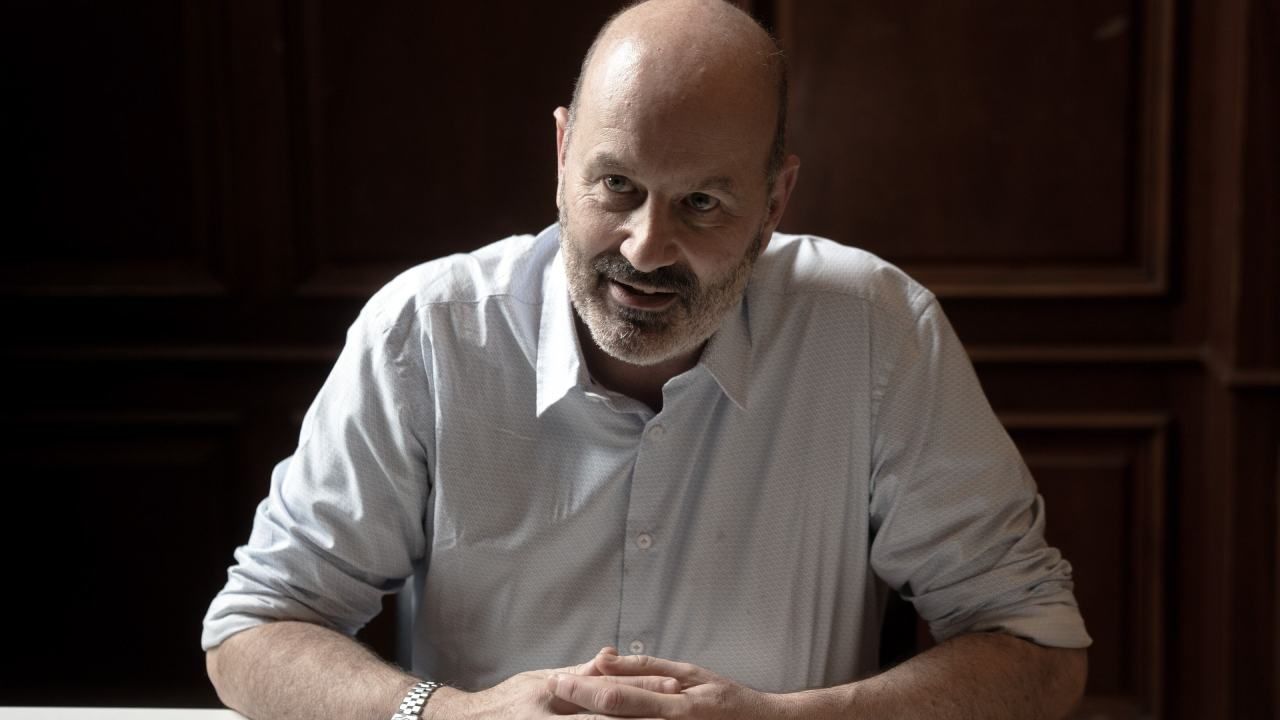 Sturzenegger desestimó la ilegalidad del DNU y defendió los puntos de su proyecto citando a Churchill