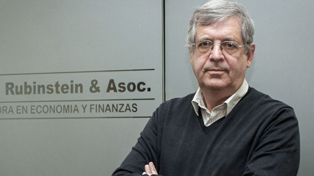 Gabriel Rubinstein salió a desmentir su renuncia: "Fake!!"