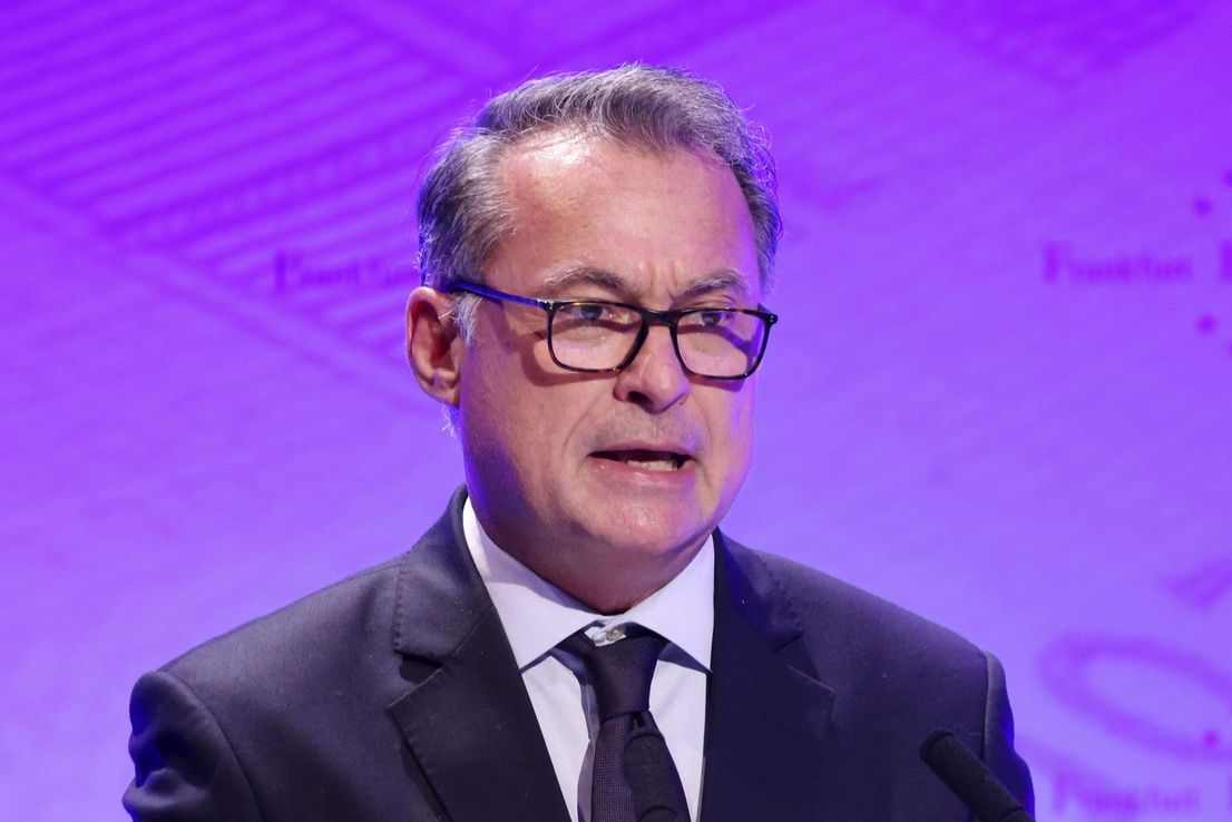 Un alto cargo del BCE pide por nuevas medidas para contener la inflación