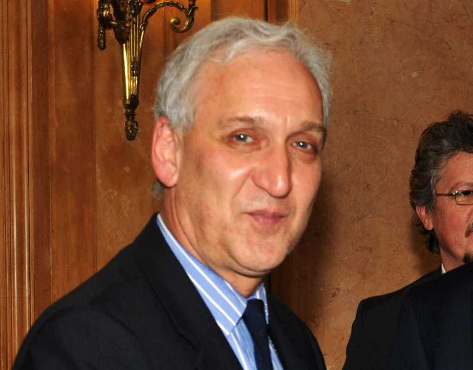 Gabriel Fuks: “La política internacional de Javier Milei es errática”