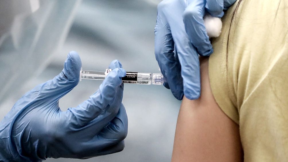 Estados Unidos, Francia y Alemania avanzan para aplicar una tercera dosis contra el Covid-19
