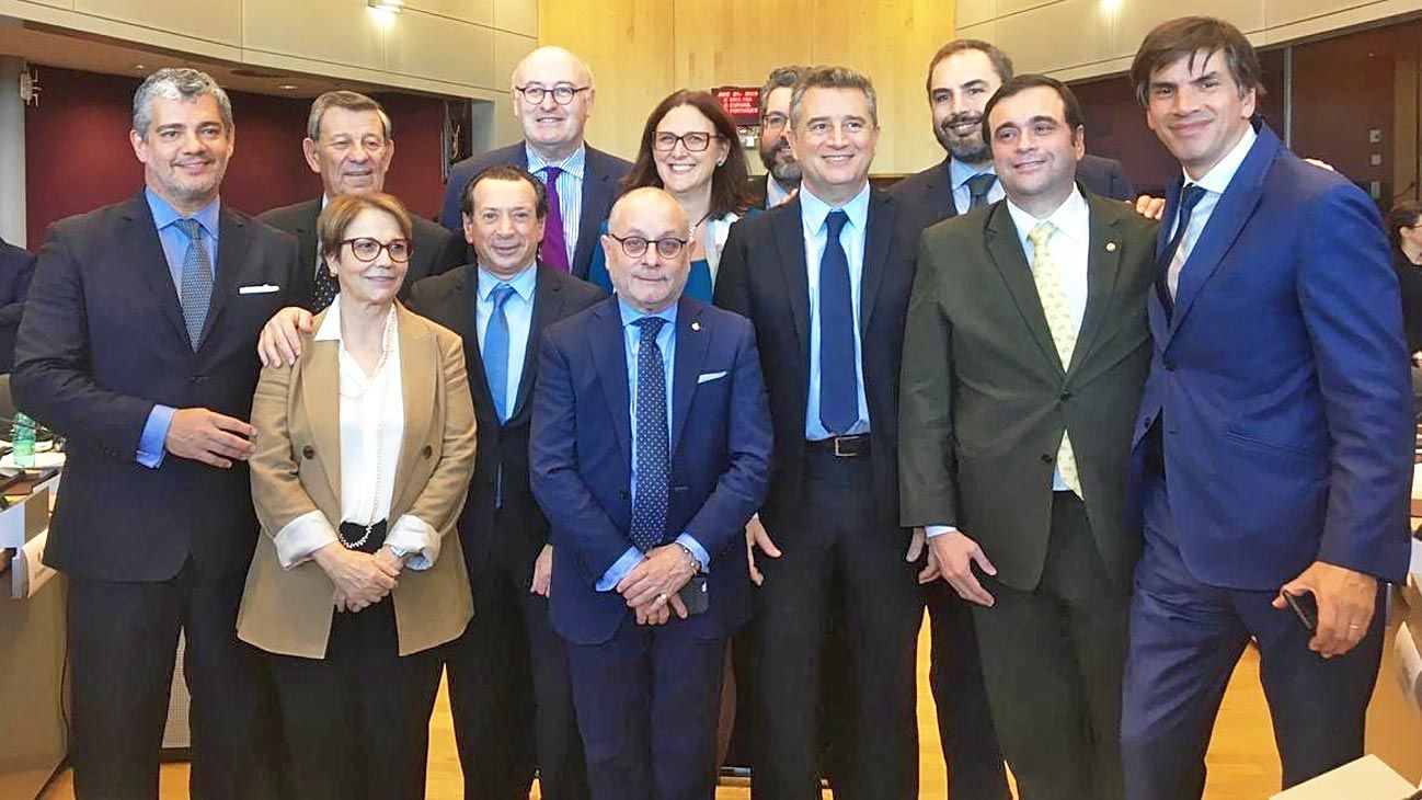 A cualquier precio y de futuro incierto