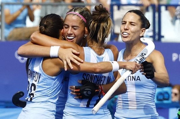 Ocho cordobeses de gira con Los Leones y Las Leonas