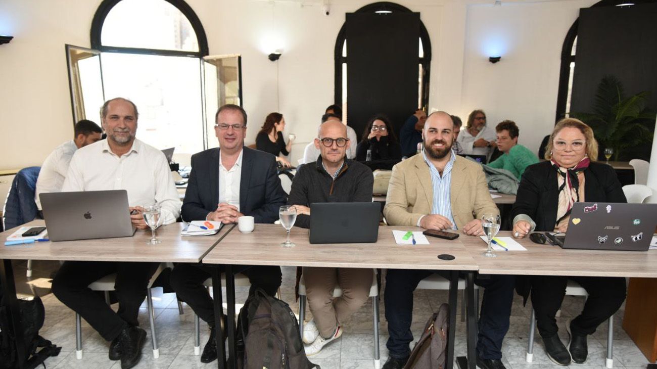 Los ganadores de hackaton, el evento de Fundación PERFIL