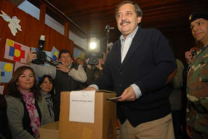 Ricardo Alfonsín, con pronóstico reservado