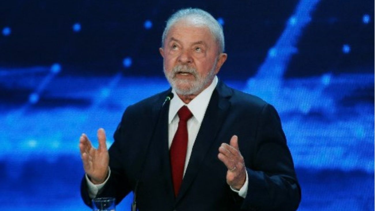 En el debate presidencial Lula no "se quedó en blanco" sino que había terminado su tiempo