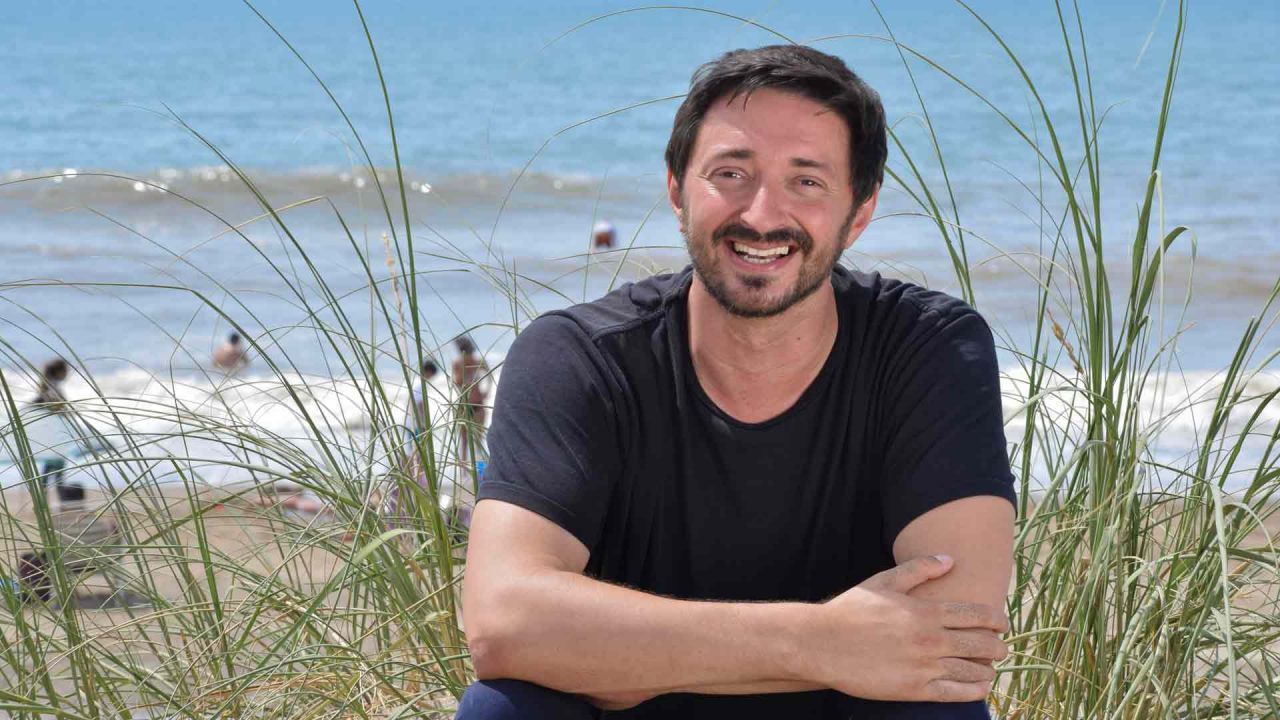 El intendente de Pinamar, Martín Yeza, feliz con el nacimiento de su hija Margarita